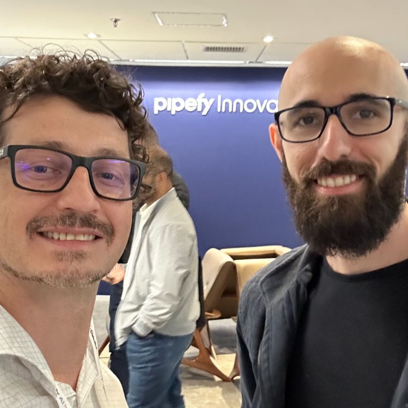 Cezar Cattani com Ivan Abduch no evento da Pipefy